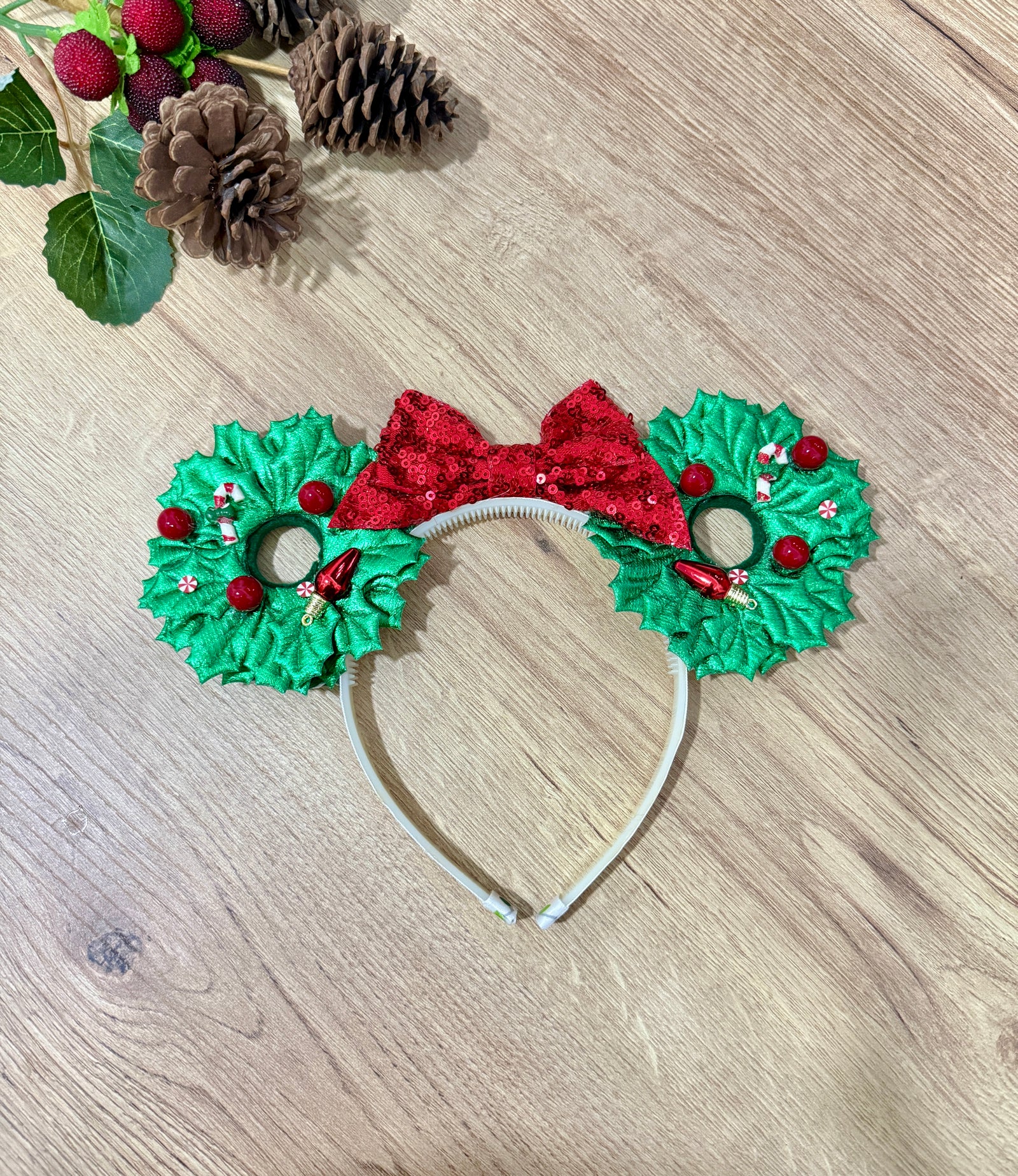 OREJAS CORONA NAVIDEÑA